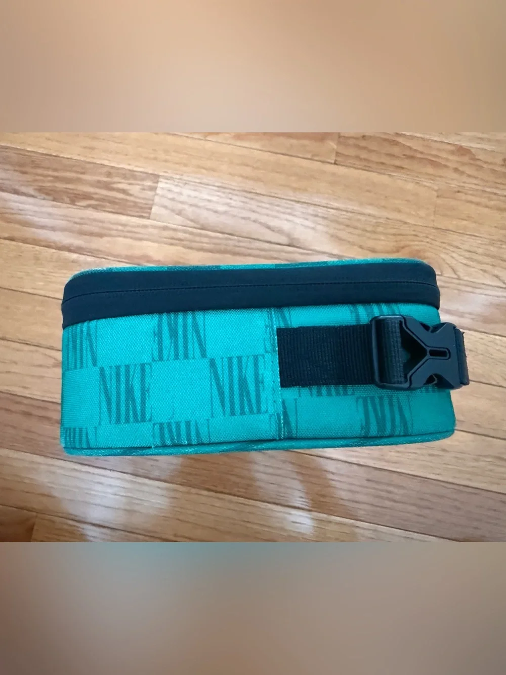 Nike Kids Lunchbox